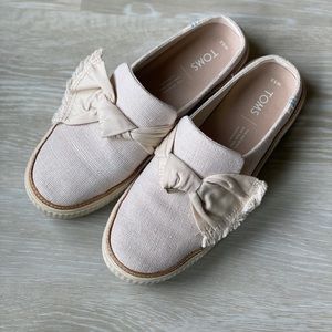 Toms Mules